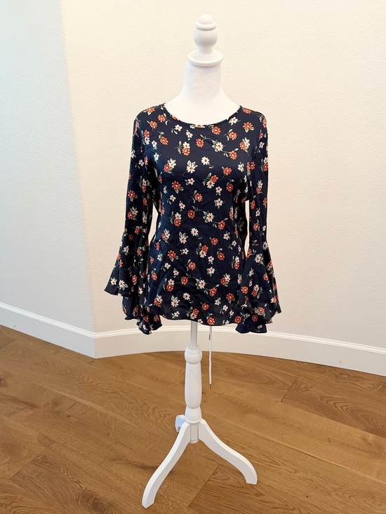 Milly Tops - Milly Luxury Silk Blue Floral Flared Bell Sleeve Keyhole Back Crewneck Top - 6